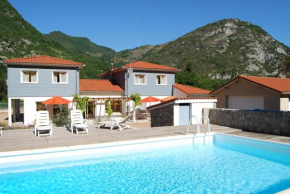  Les Terrasses De Castelmerle  Ньо